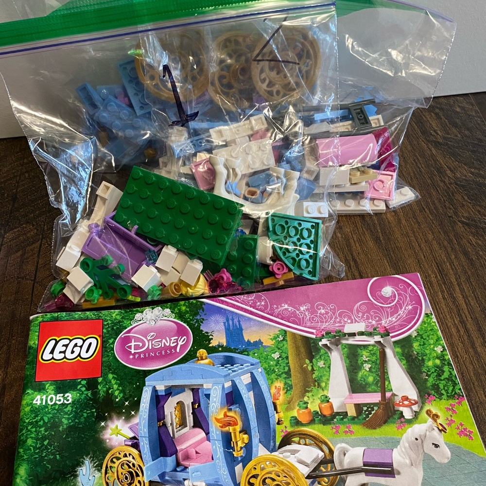 LEGO Disney Princess Cinderella Romantic Castle AND Cinderella’s Dream Carriage - Picture 5 of 5